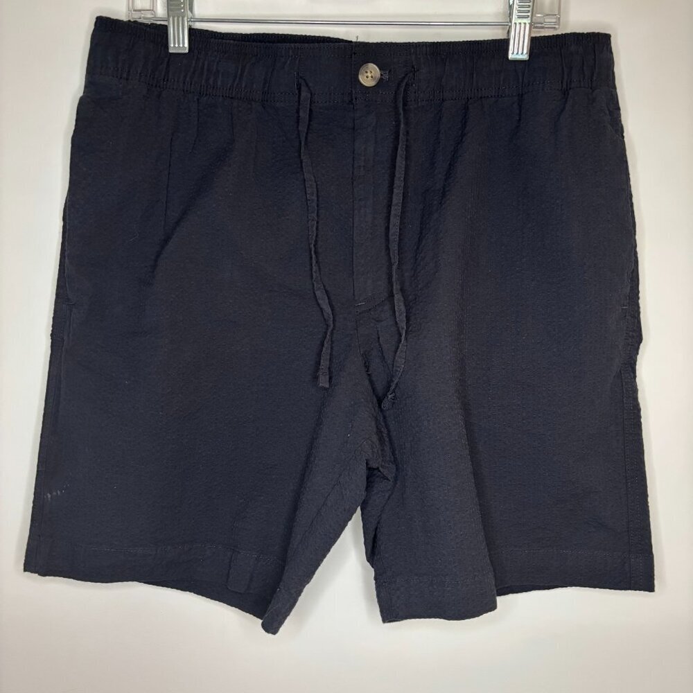 H&M NEW Relaxed Fit Mid-Length Short Womens M Black Relaxed Fit Textured